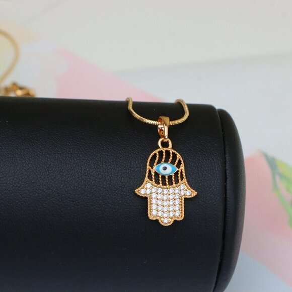 "Rose Gold Hamsa Hand Pendant with Evil Eye and Crystal Accents, XPPT1609 - Picture 13 of 13
